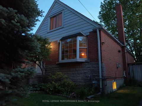 Photo 30 at 10 Faulkland Road, Birchmount, Toronto