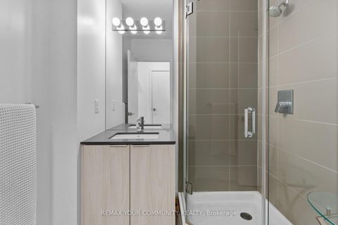 Photo 4 at 201 - 609 Avenue Road, St. Clair, Toronto