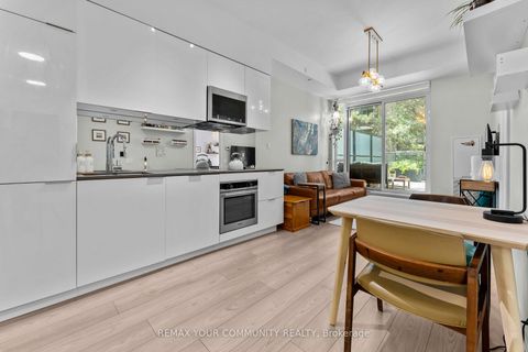 Photo 6 at 201 - 609 Avenue Road, St. Clair, Toronto