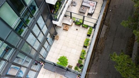 Photo 39 at 201 - 609 Avenue Road, St. Clair, Toronto