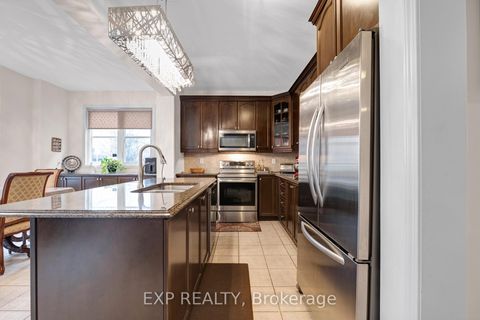 Photo 8 at 323 Cheryl Mews Boulevard, Woodland Hill, Newmarket