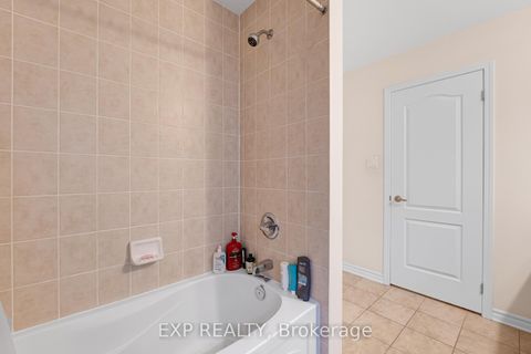 Photo 24 at 323 Cheryl Mews Boulevard, Woodland Hill, Newmarket