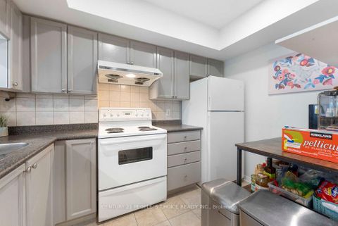 Photo 8 at 308 - 3 Everson Drive, Willowdale East, Toronto