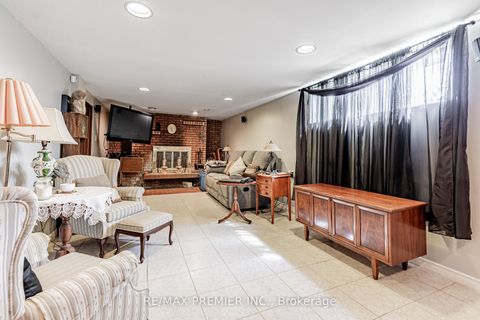 Photo 19 at 16 Goddard Street, Bathurst Manor, Toronto
