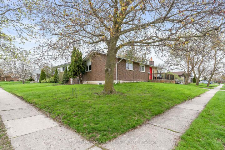 Photo 1 at 24 Gower Road, Georgetown, Halton Hills