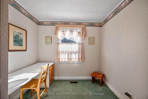 Photo 16 at 9 Martindale Road, Cliffcrest, Toronto