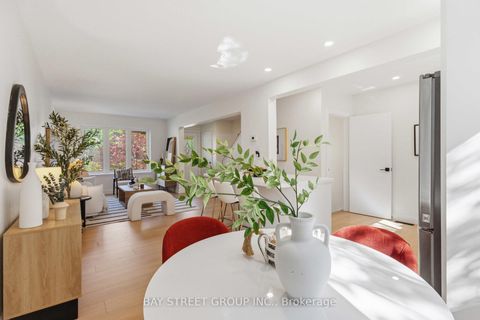 Photo 10 at 115 Bergen Road, Dorset Park, Toronto