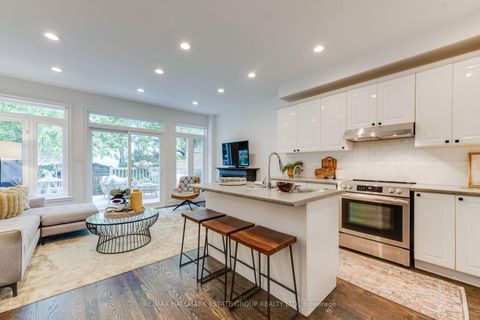 Photo 13 at 51 Stanhope Avenue, Broadview North, Toronto