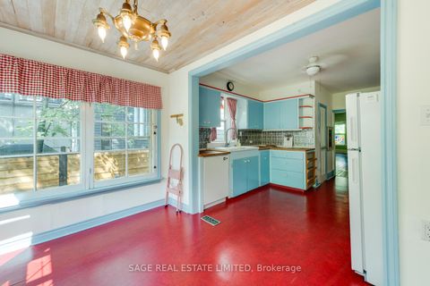 Photo 18 at 25 Helena Avenue, Wychwood, Toronto