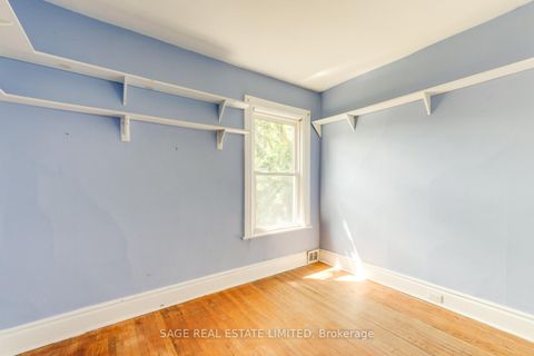 Photo 20 at 25 Helena Avenue, Wychwood, Toronto