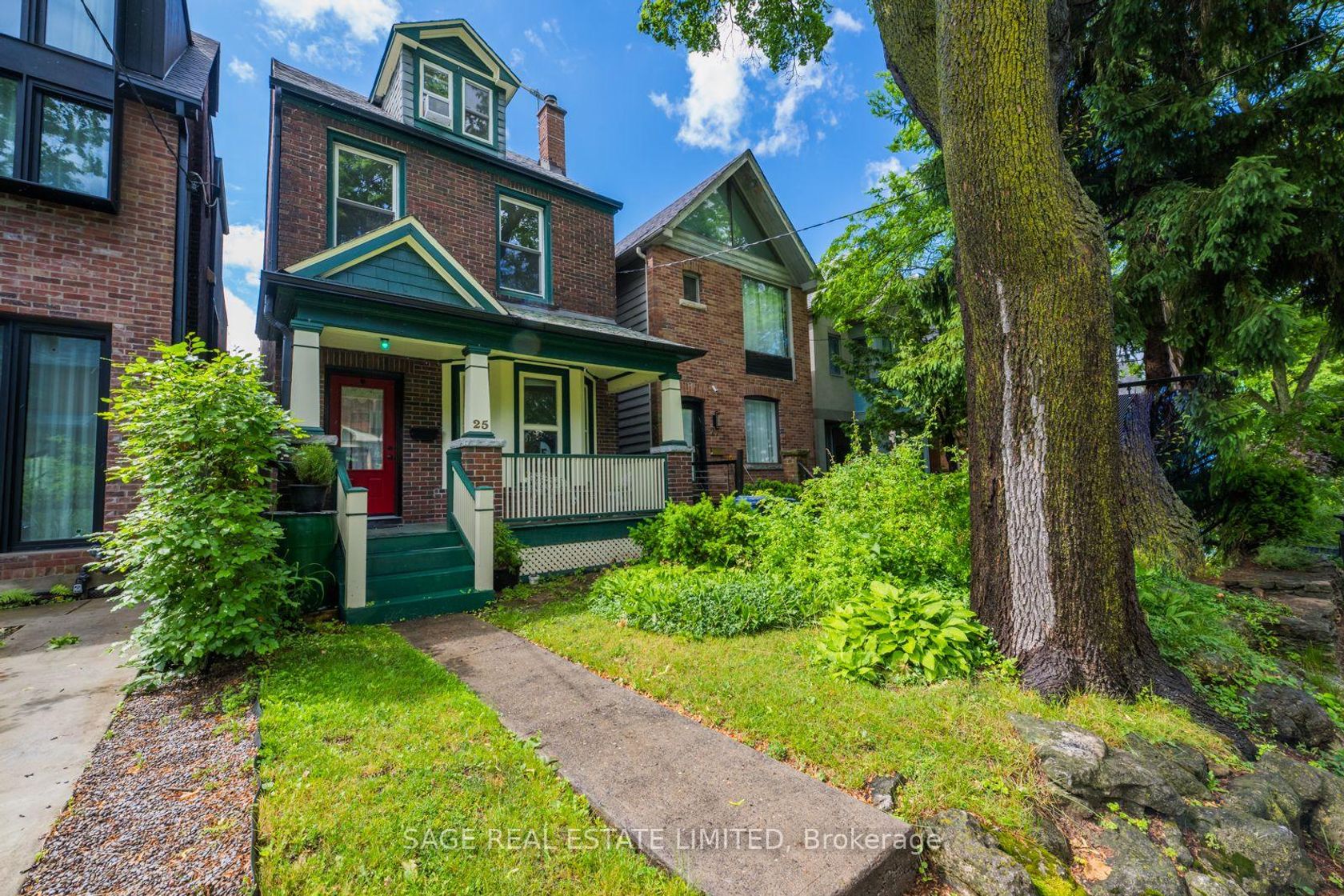 25 Helena Avenue, Wychwood, Toronto by Loree Meneguzzi Real Estate 25 Helena Avenue, Wychwood, Toronto