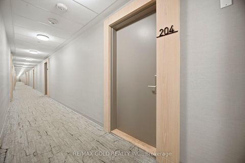 Photo 4 at 204 - 155 Downsview Park Boulevard, CFB, Toronto