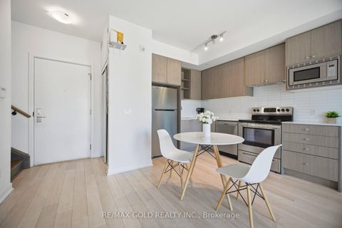 Photo 7 at 204 - 155 Downsview Park Boulevard, CFB, Toronto