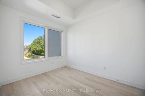 Photo 15 at 204 - 155 Downsview Park Boulevard, CFB, Toronto