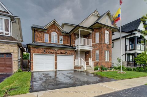 Photo 0 at 11 Maple Crown Terrace S, Shore, Barrie