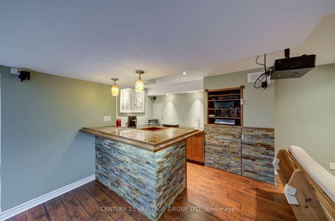 Photo 19 at 11 Maple Crown Terrace S, Shore, Barrie