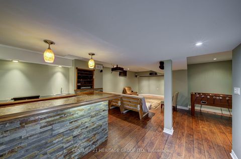 Photo 20 at 11 Maple Crown Terrace S, Shore, Barrie