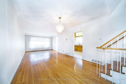 Photo 8 at 214 Roywood Drive, Donalda, Toronto