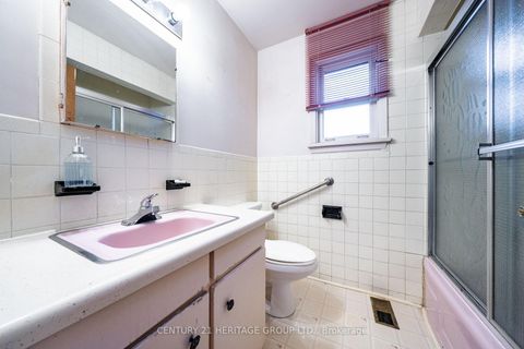 Photo 13 at 214 Roywood Drive, Donalda, Toronto