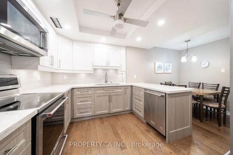 Photo 10 at 604 - 65 Spring Garden Avenue, Willowdale East, Toronto