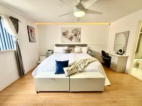 Photo 10 at 65 Mike Myers Drive, Dorset Park, Toronto