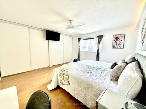 Photo 13 at 65 Mike Myers Drive, Dorset Park, Toronto