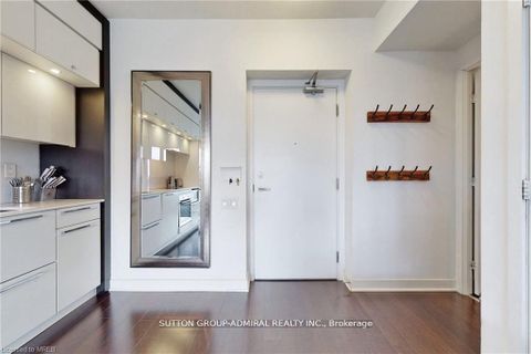 Photo 8 at 3706 - 15 Grenville Street, Bay Street Corridor, Toronto