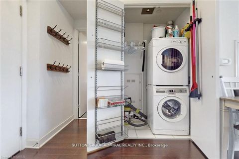 Photo 9 at 3706 - 15 Grenville Street, Bay Street Corridor, Toronto