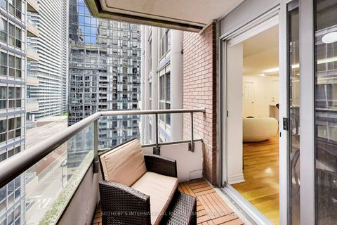 Photo 23 at 1005 - 270 Wellington Street W, Waterfront Communities C1, Toronto
