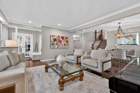 Photo 3 at 91 Montressor Drive, Windfields, Toronto