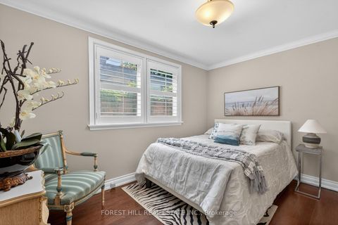 Photo 14 at 91 Montressor Drive, Windfields, Toronto