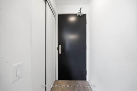 Photo 4 at 2310 - 290 Adelaide Street, Waterfront Communities C1, Toronto