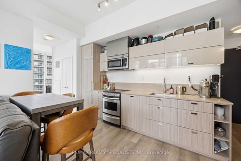 Photo 13 at 2310 - 290 Adelaide Street, Waterfront Communities C1, Toronto