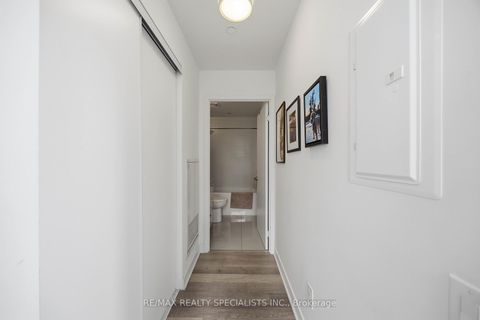 Photo 20 at 2310 - 290 Adelaide Street, Waterfront Communities C1, Toronto