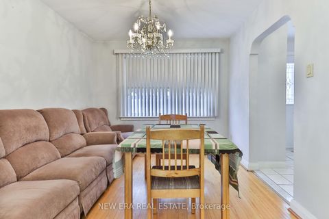 Photo 8 at 27 Dell Park Avenue, Lawrence, Toronto