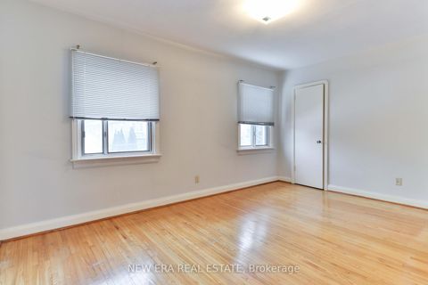 Photo 16 at 27 Dell Park Avenue, Lawrence, Toronto