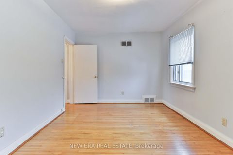 Photo 18 at 27 Dell Park Avenue, Lawrence, Toronto