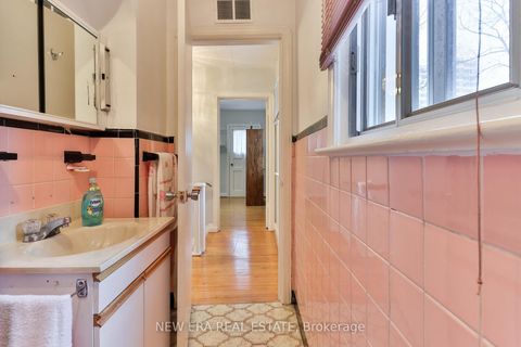 Photo 24 at 27 Dell Park Avenue, Lawrence, Toronto