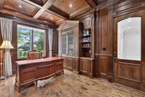 Photo 9 at 59 Munro Boulevard, Windfields, Toronto