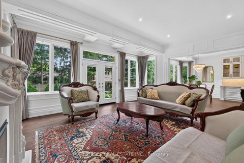 Photo 16 at 59 Munro Boulevard, Windfields, Toronto