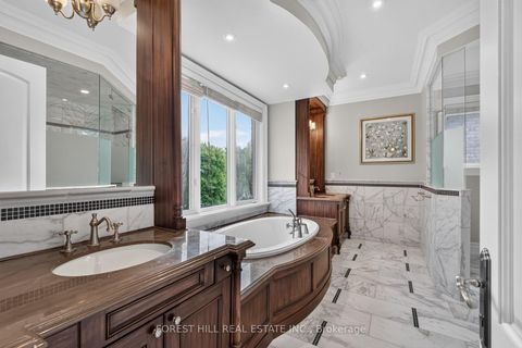 Photo 20 at 59 Munro Boulevard, Windfields, Toronto