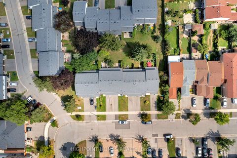 Photo 1 at 62 Verne Crescent, Malvern, Toronto