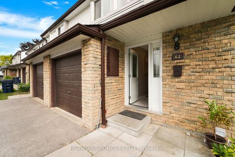 Photo 5 at 62 Verne Crescent, Malvern, Toronto