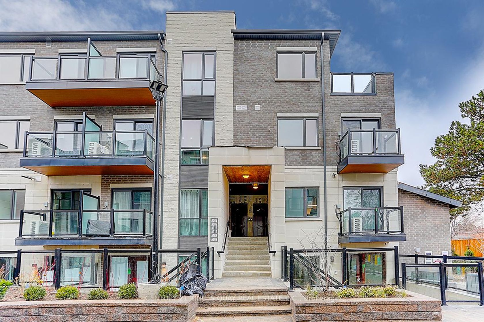 A319 - 3453 Victoria Park Avenue, L'Amoreaux, Toronto 