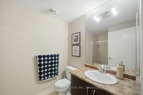 Photo 17 at 720 - 438 King Street W, Waterfront Communities C1, Toronto