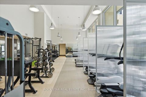Photo 22 at 720 - 438 King Street W, Waterfront Communities C1, Toronto