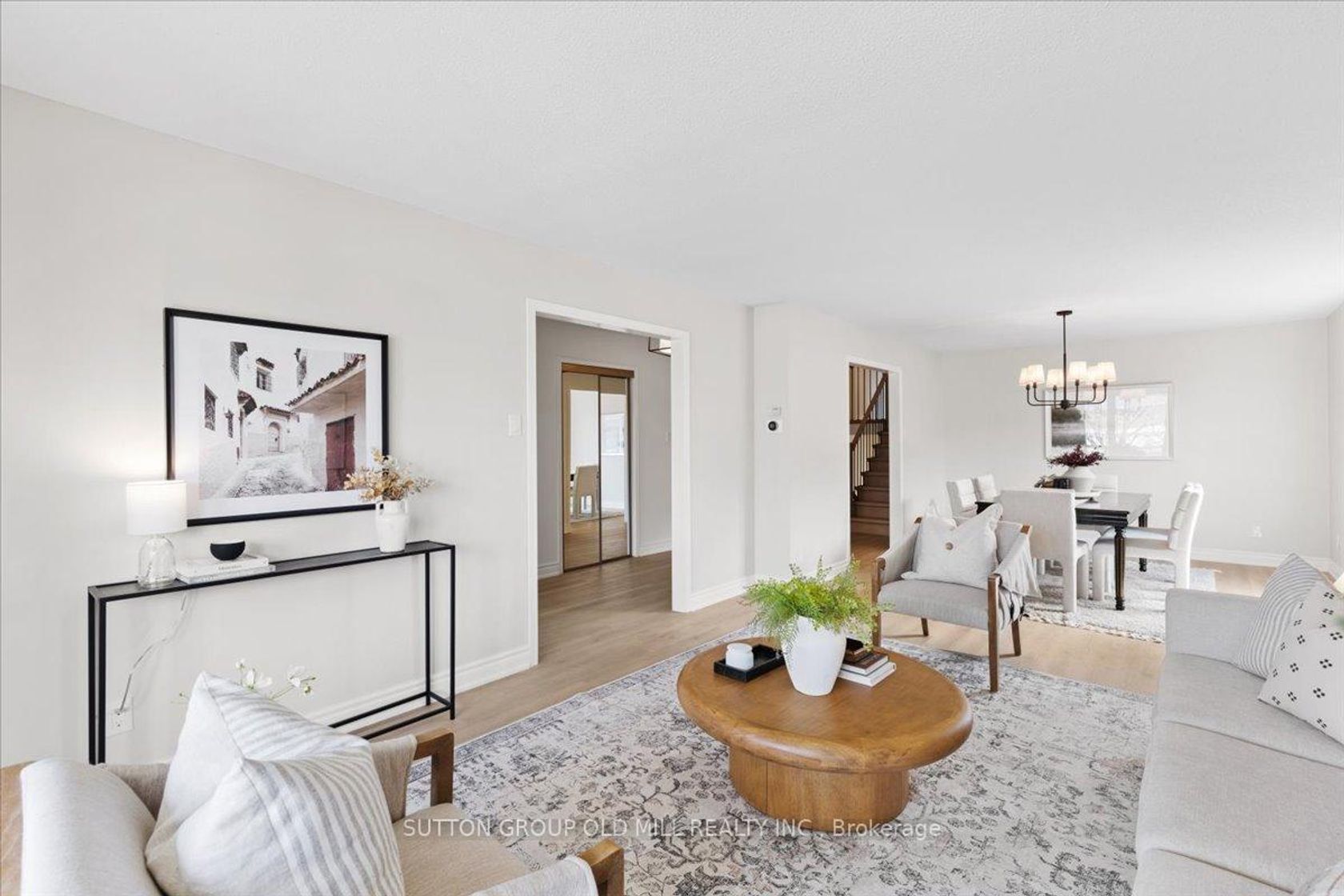 37 Brandy Crescent, East Woodbridge, Vaughan photo number 2