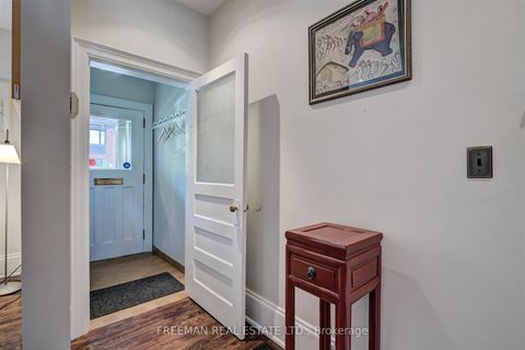 Photo 2 at 579 Palmerston Avenue, Annex, Toronto