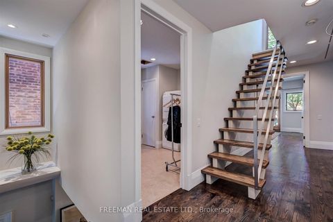 Photo 18 at 579 Palmerston Avenue, Annex, Toronto