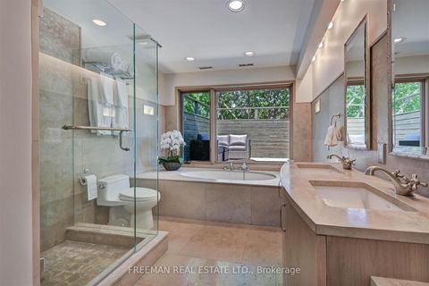 Photo 22 at 579 Palmerston Avenue, Annex, Toronto